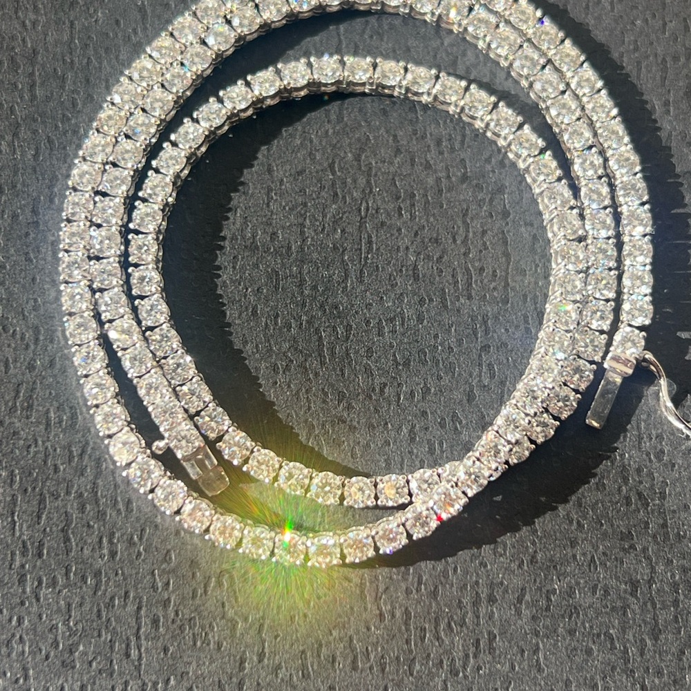 14k white gold Diamond Tennis necklace
